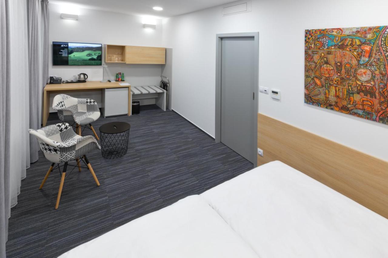 Ala Hotel Bystrice nad Pernstejnem Luaran gambar